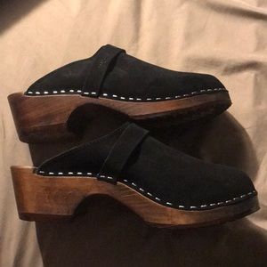 Suede Clogs🇸🇪
